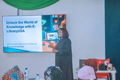 Comprehensive Digital Information Program for Librarians (C-DIP 1.0)