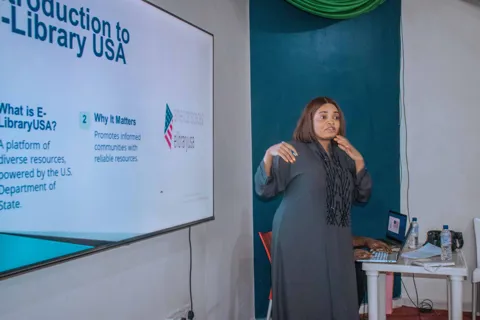 Comprehensive Digital Information Program for Librarians (C-DIP 1.0)