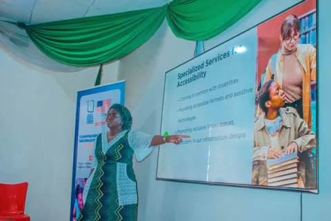 Comprehensive Digital Information Program for Librarians (C-DIP 1.0)